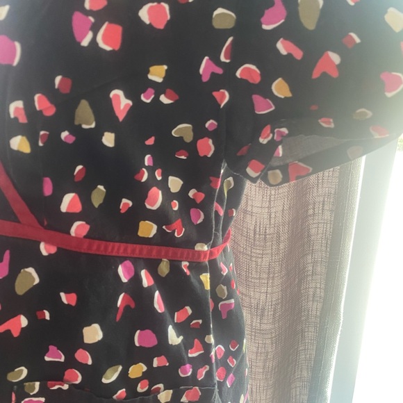 Scrub Top - Picture 3 of 3